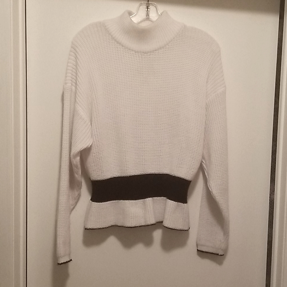 Long sleeve sweater